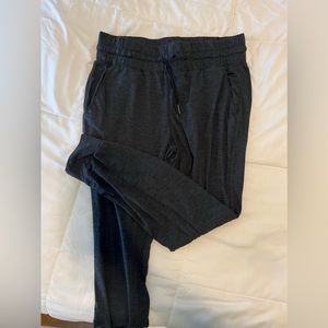 Active Life Heathered Black Joggers